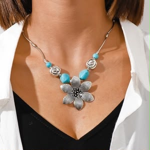 : Turquoise Western-Style Statement Necklace Collection – Vintage Boho Pendant Necklaces
